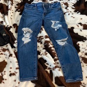 American Eagle distressed high waisted jegging